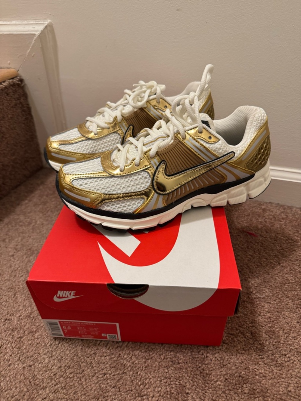 Nike Women’s Vomero size 8.5